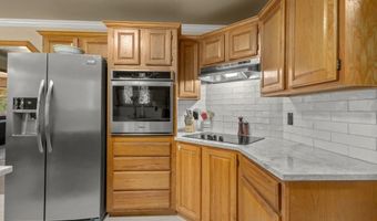 5 Sunderland Ln, Bella Vista, AR 72714