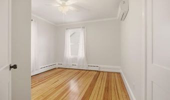 8 Champlin St, Newport, RI 02840