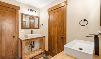 17 Tex's Loop, Alder, MT 59710