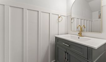 798 MAIN St, Atlantic Beach, FL 32233