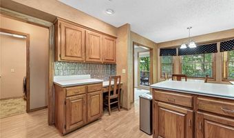 6 Paxton Ln, Bella Vista, AR 72714