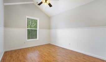 304 Highland Ct, Woodstock, GA 30188