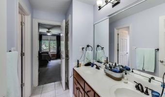 913 S DRYDEN Pl, Arlington Heights, IL 60005