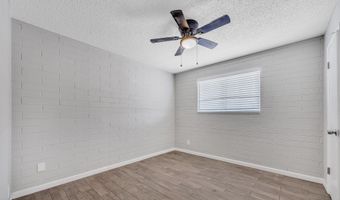 102 W HOLLY Ln, Avondale, AZ 85323