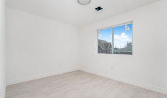 378 Atlantic Ave, Staten Island, NY 10305