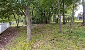 715 Carmen Dr, Athens, TN 37303