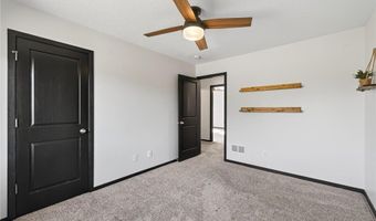 10688 51st St NE, Albertville, MN 55301