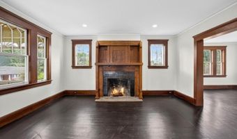 25 Prospect Ave, Andover, NJ 07821