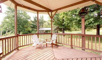 17860 River Rd, Argyle, WI 53504