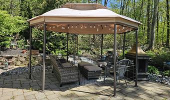 27 Wilson Dr, Oxford, CT 06478