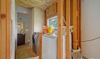 970 Buttrick Ave SE, Ada, MI 49301