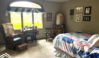 109 Sunset Dr, Algona, IA 50511