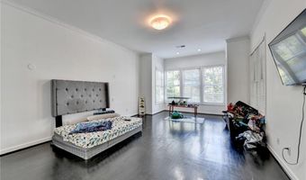 337 Lakeshore Dr, Berkeley Lake, GA 30096