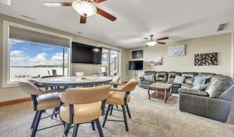 325 Lakeshore Dr, Arnolds Park, IA 51331