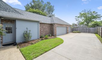 1532 Plantation Oak Dr, Baton Rouge, LA 70810