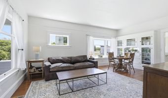 24051 NE AIRPORT Rd, Aurora, OR 97002