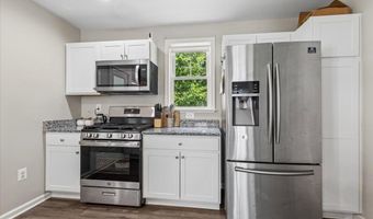 6307 EASTERN Pkwy, Baltimore, MD 21214