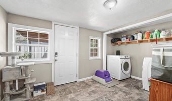 906 NW 9th St, Andrews, TX 79714