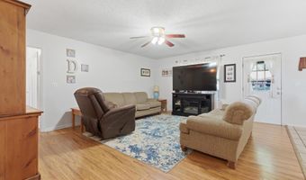 49 School House Rd, Albertville, AL 35950