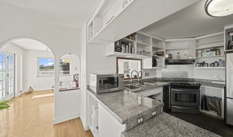 111 ALAWAENA Pl, Hilo, HI 96720