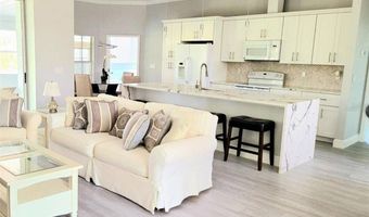 1415 Beach Club Ln, Apollo Beach, FL 33572