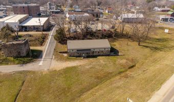105 Couch St, Alton, MO 65606