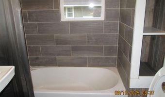 904 Birch St, Atlantic, IA 50022