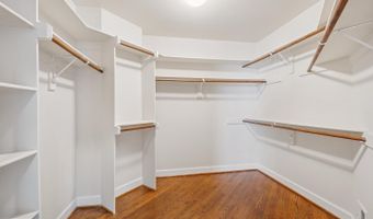 10900 BELLS RIDGE Dr, Potomac, MD 20854