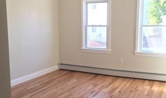 213 State St, Bristol, RI 02809
