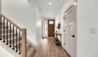 818 SE 35TH St, Battle Ground, WA 98604