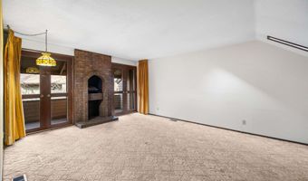 1009 E Strawberry Ln, Boise, ID 83712