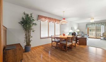 827 SW 46th St, Ankeny, IA 50023