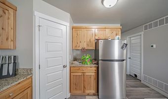 2001 Lawrence Ln 1004, Blackfoot, ID 83221