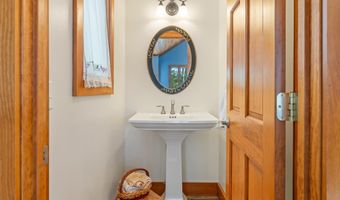 1006 Goose Pond Rd, Canaan, NH 03741
