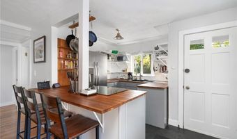 23 Abalone Rd, North Kingstown, RI 02874