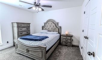 1070 Pink Lady Pl, Bentonville, AR 72712