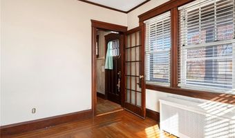 130 Wollaston St, Cranston, RI 02910