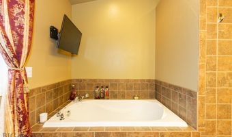 46 Rapelje Rd, Big Timber, MT 59011