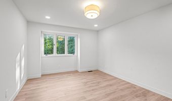 31 STONE MOUNTAIN Ln, Marlton, NJ 08053