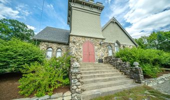 48 Old Searsport Ave, Belfast, ME 04915