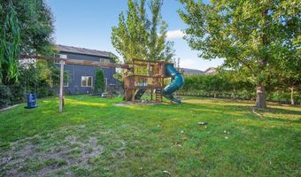 1734 S 11th St, Adel, IA 50003