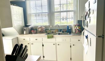 401 Porter Ave, Biloxi, MS 39530