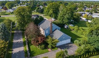 20 Morrison Ave, Middletown, RI 02842