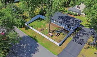 127 Highland Ave, Cumberland, RI 02864