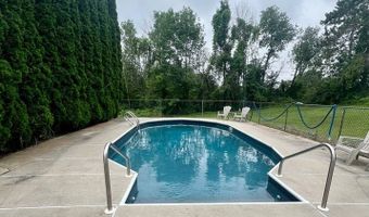 166 Manny Corners Rd, Amsterdam, NY 12010