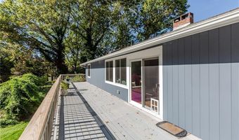 63 Duck Cove Rd, North Kingstown, RI 02852