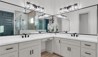 812 Spring Dr, Alton, TX 78573