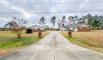 2115 Blackshear, Baxley, GA 31513