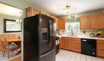 42 W Highland Ave, Atlantic Highlands, NJ 07716