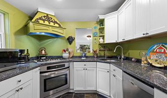 45 Mountainside Ave, Atlantic Highlands, NJ 07716